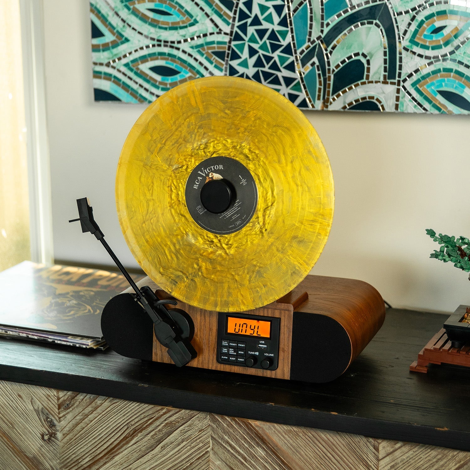 Fuse Vert Vertical Vinyl Record Player